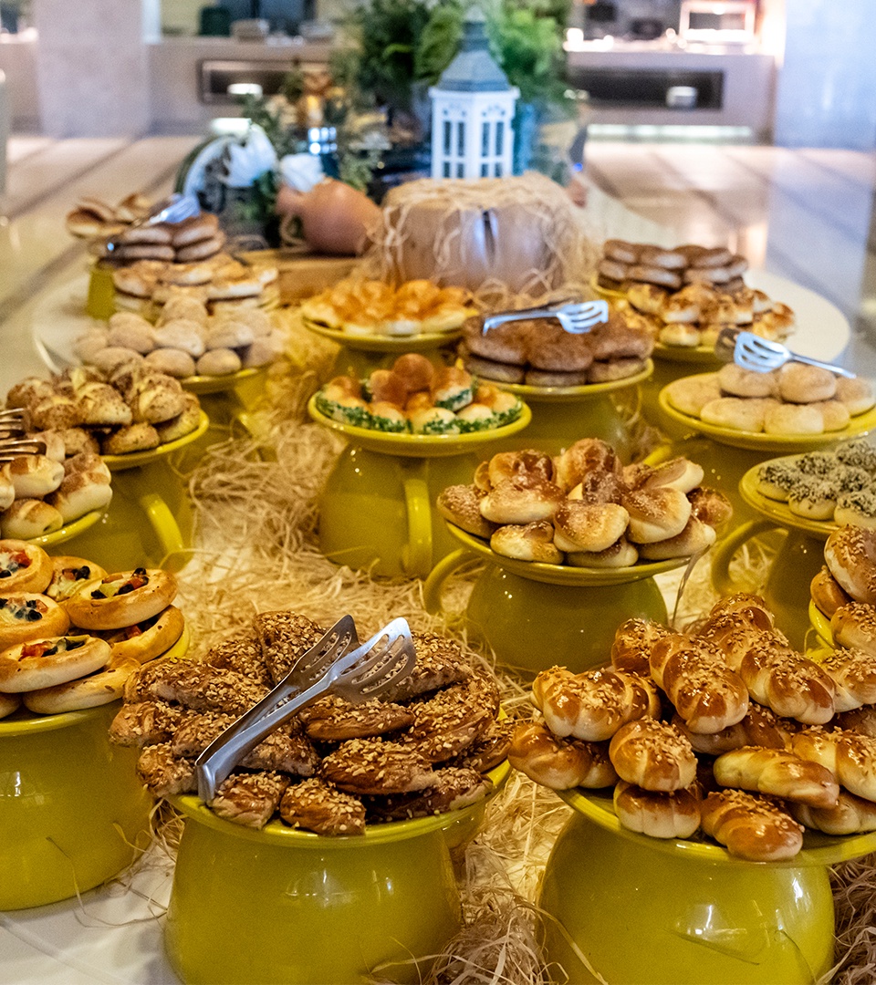 Elegant Ana Restaurant Brunch