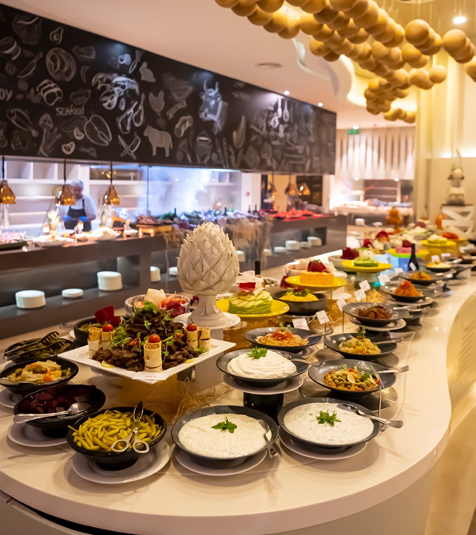 Elegant Ana Restaurant Öğle Yemeği